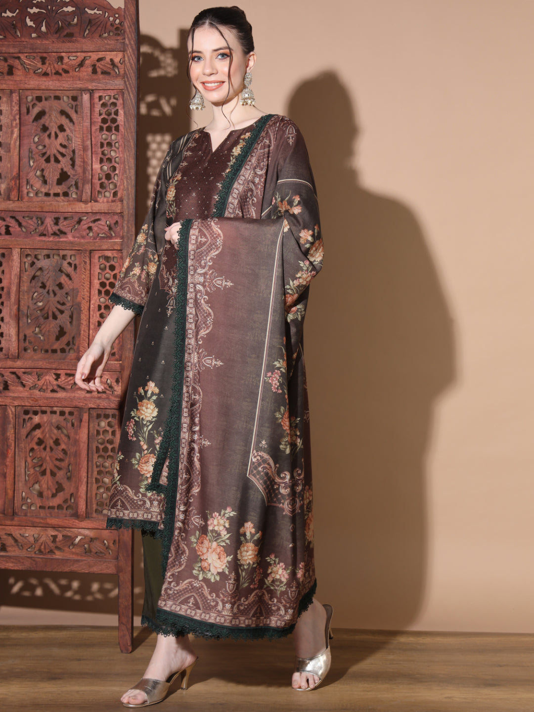 Green Muslin Straight Kurta Set