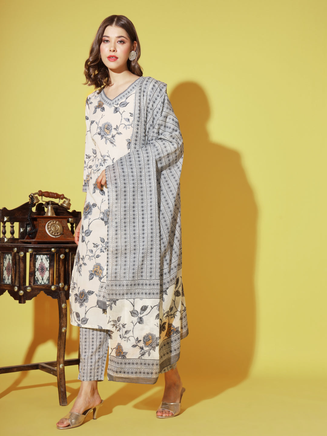 Grey Printed Cotton Straight Kurta Set