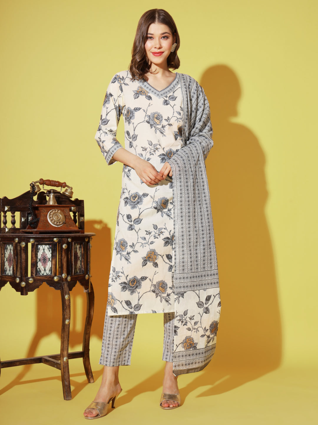 Grey Printed Cotton Straight Kurta Set
