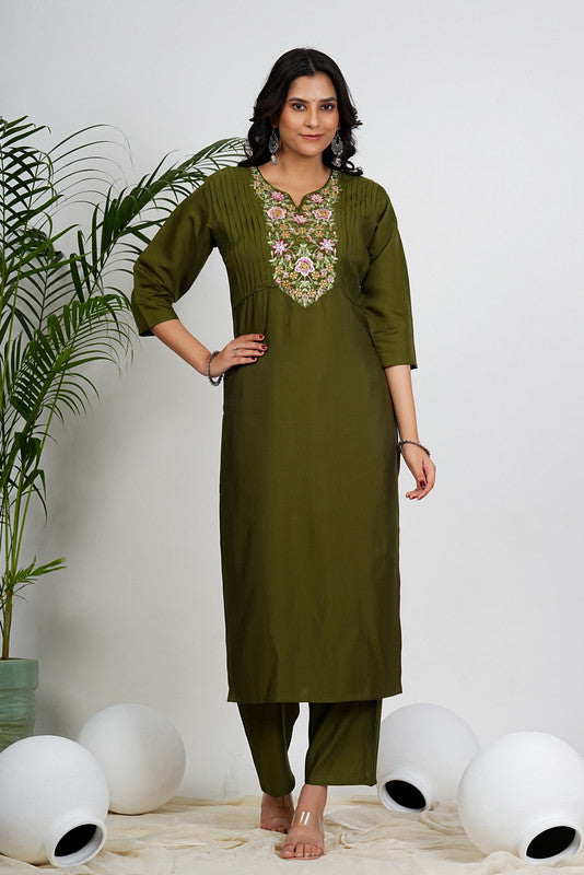 Mahendi Solid With Embroidered Straight Vertican Kurta Set