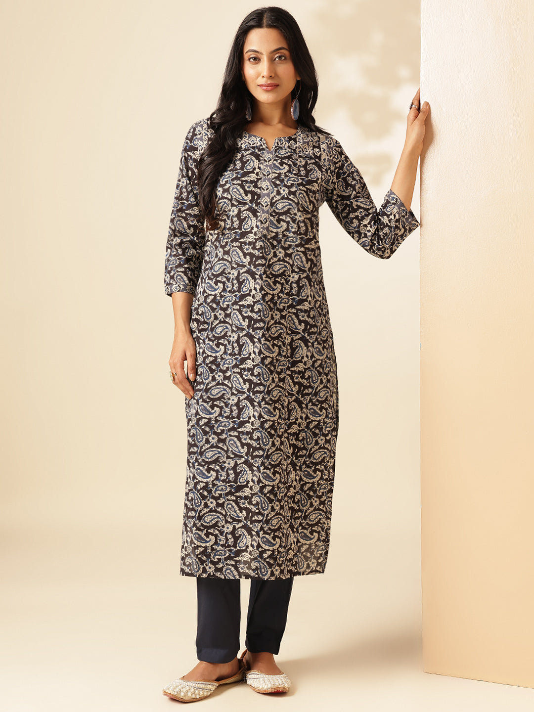 Black Paisley Printed Straight Cotton Kurta