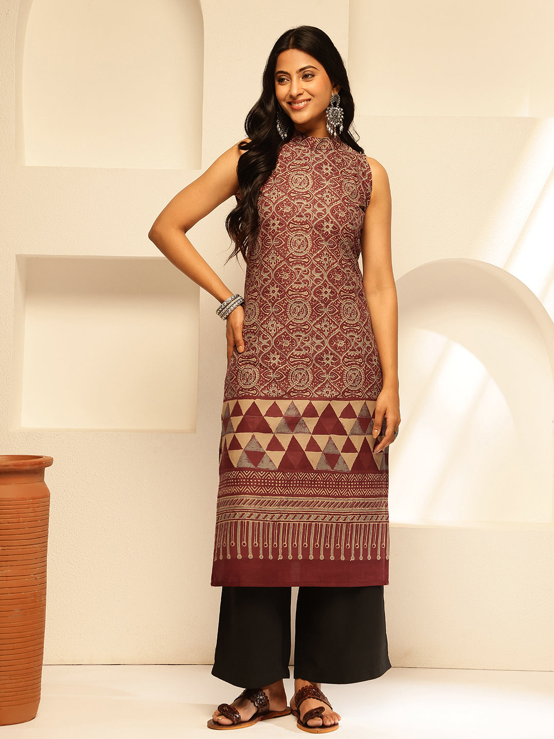 Maroon geometric Printed Straight Cotton Kurta
