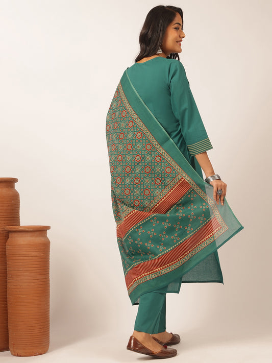 Peacock colour Cotton Solid Straight Kurta Set