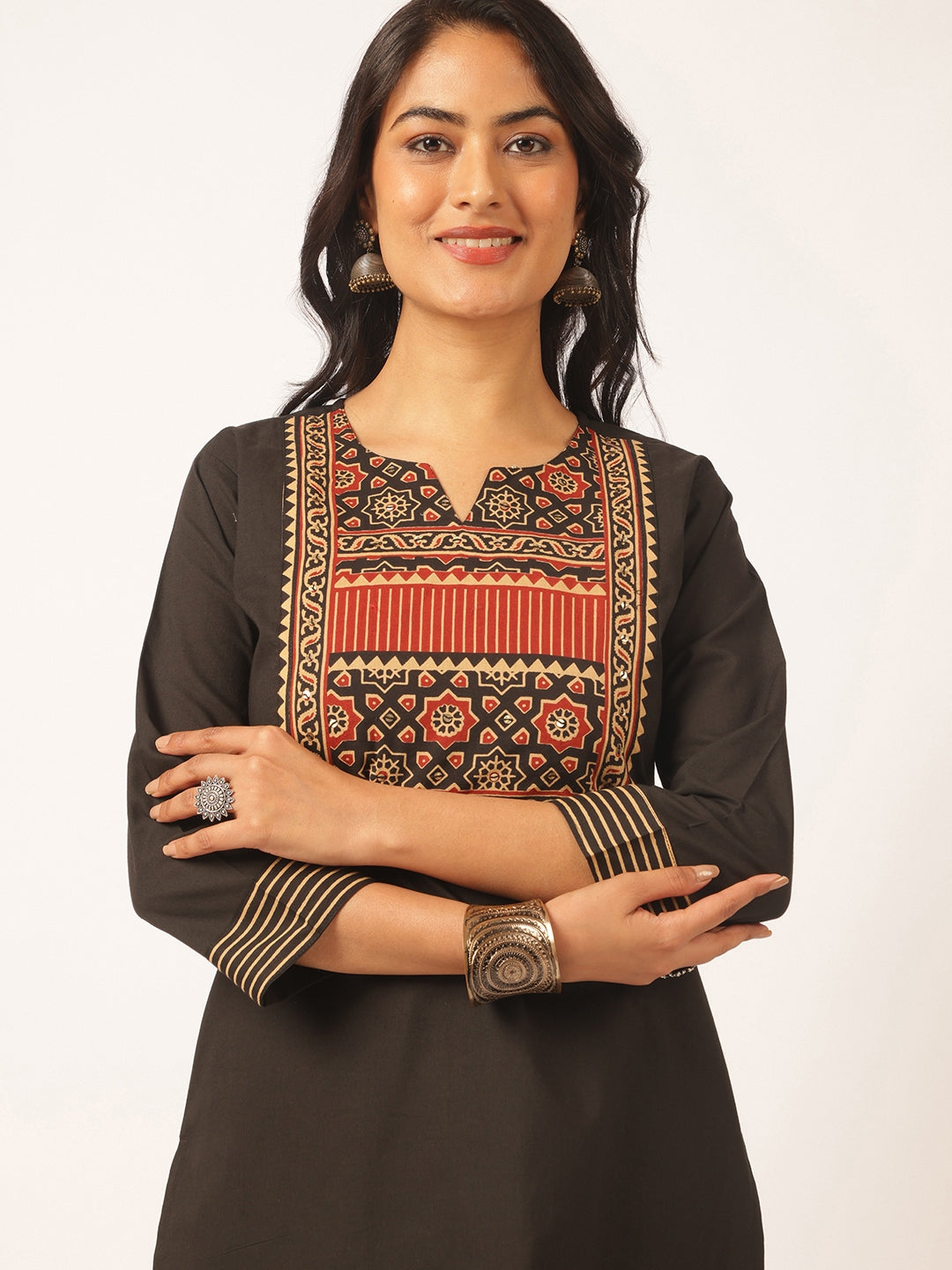 Black colour Cotton Solid Straight Kurta Set