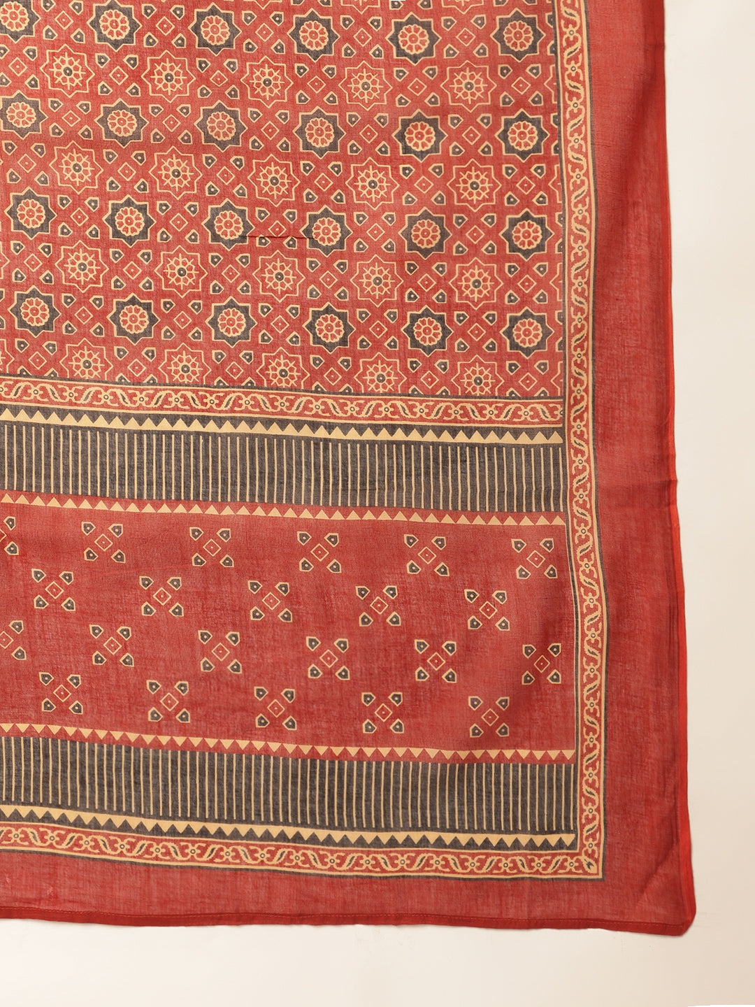 Maroon colour Cotton Solid Straight Kurta Set