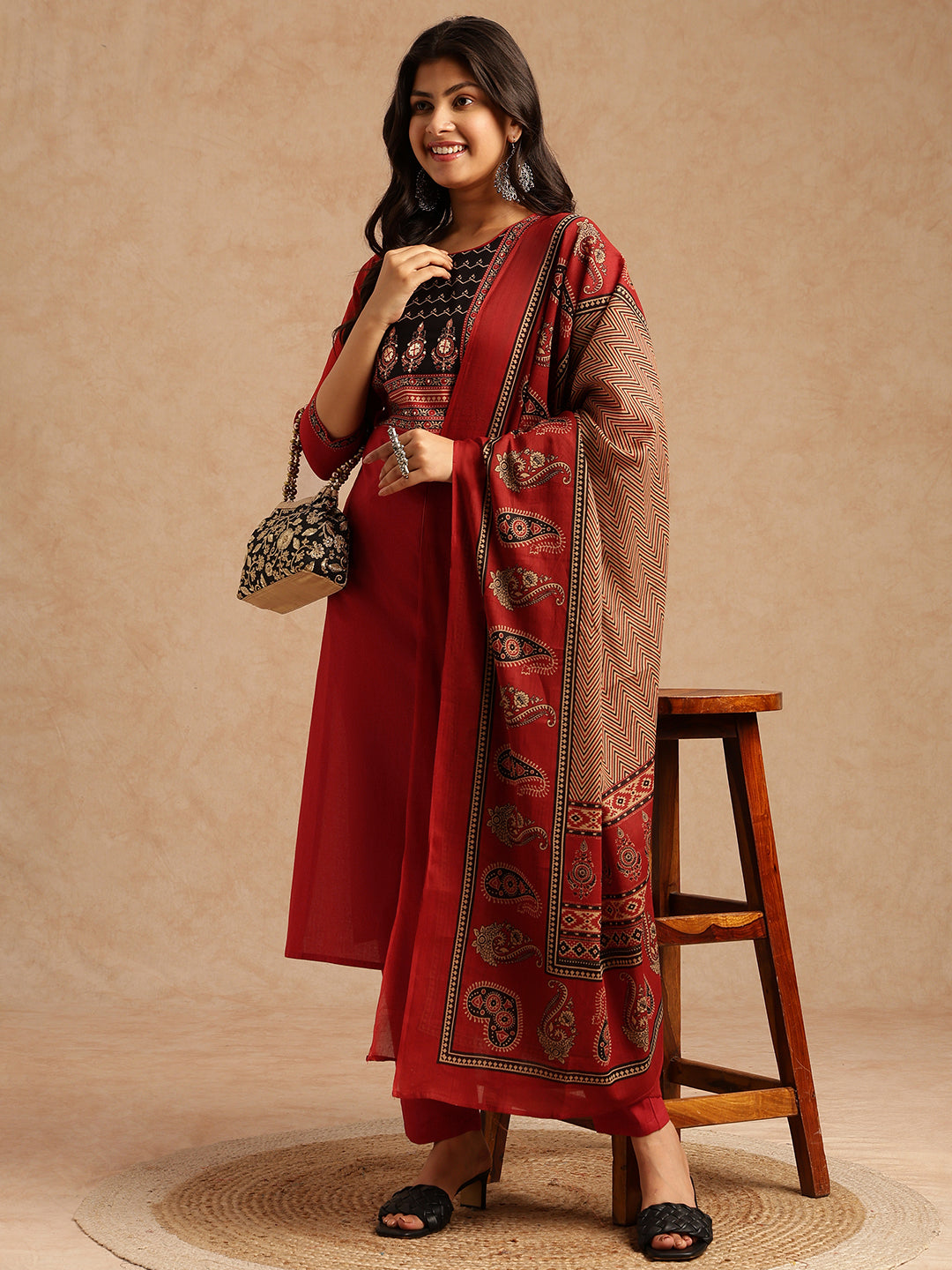 Maroon Solid Straight Cotton Stitched Kurta Set