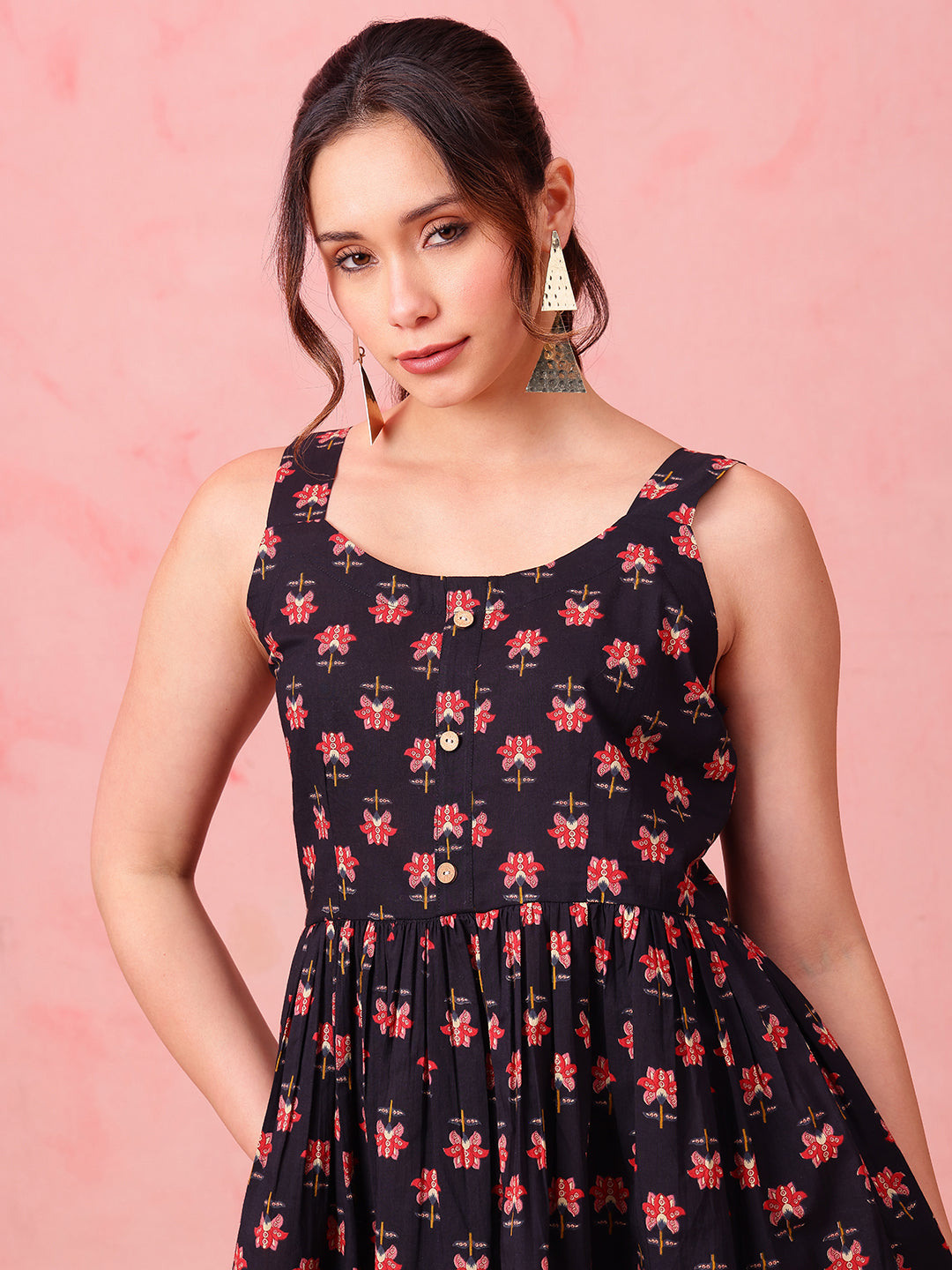 Black Floral Fit & Flare Cotton Stitched Tunic