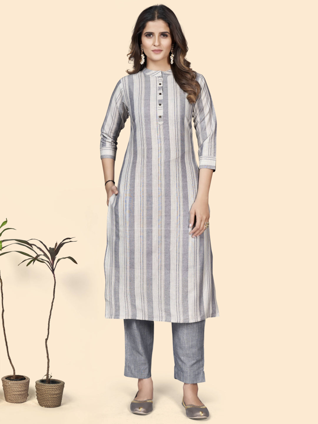 Grey Printed Straight Cotton Blend Kurta With Pant