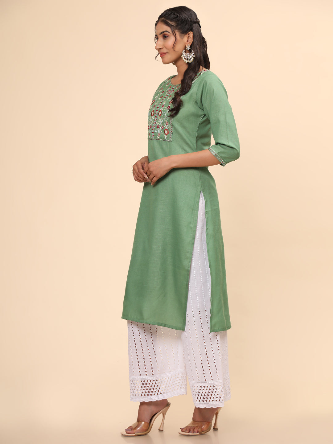 Green Embroidered Straight Cotton Blend Kurta