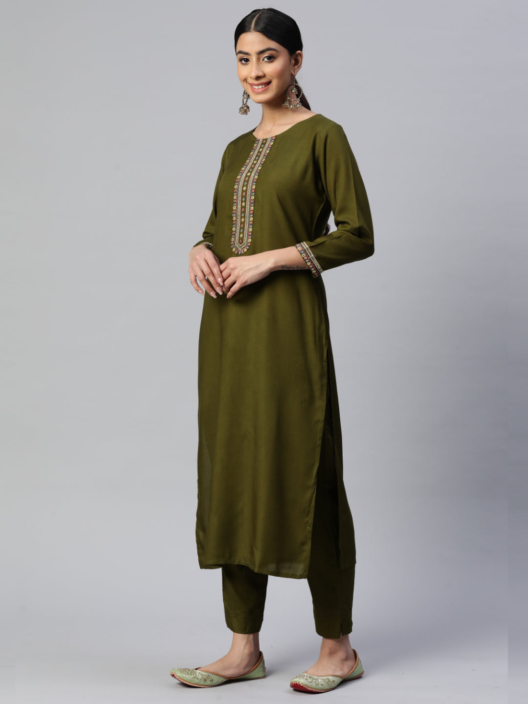 Mehendi Green Straight Rayon Kurta Set