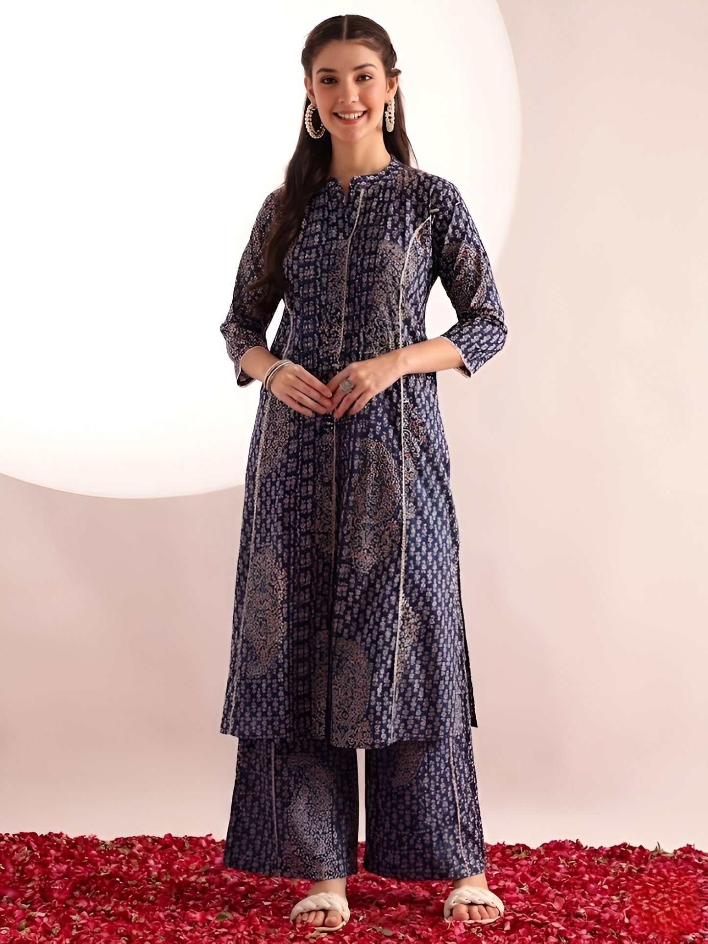 Blue Floral Print Fit & Flare Cotton Stitched Kurta With Pant