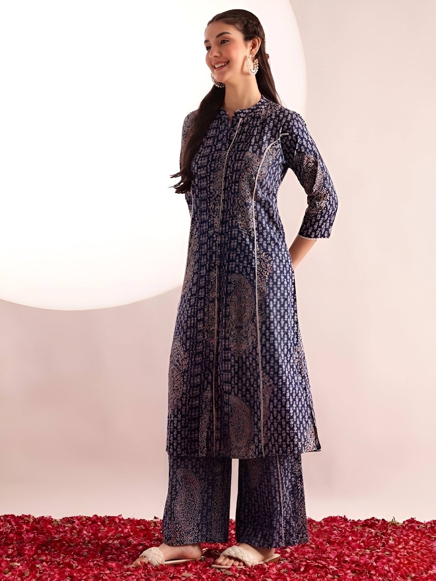 Blue Floral Print Fit & Flare Cotton Stitched Kurta With Pant