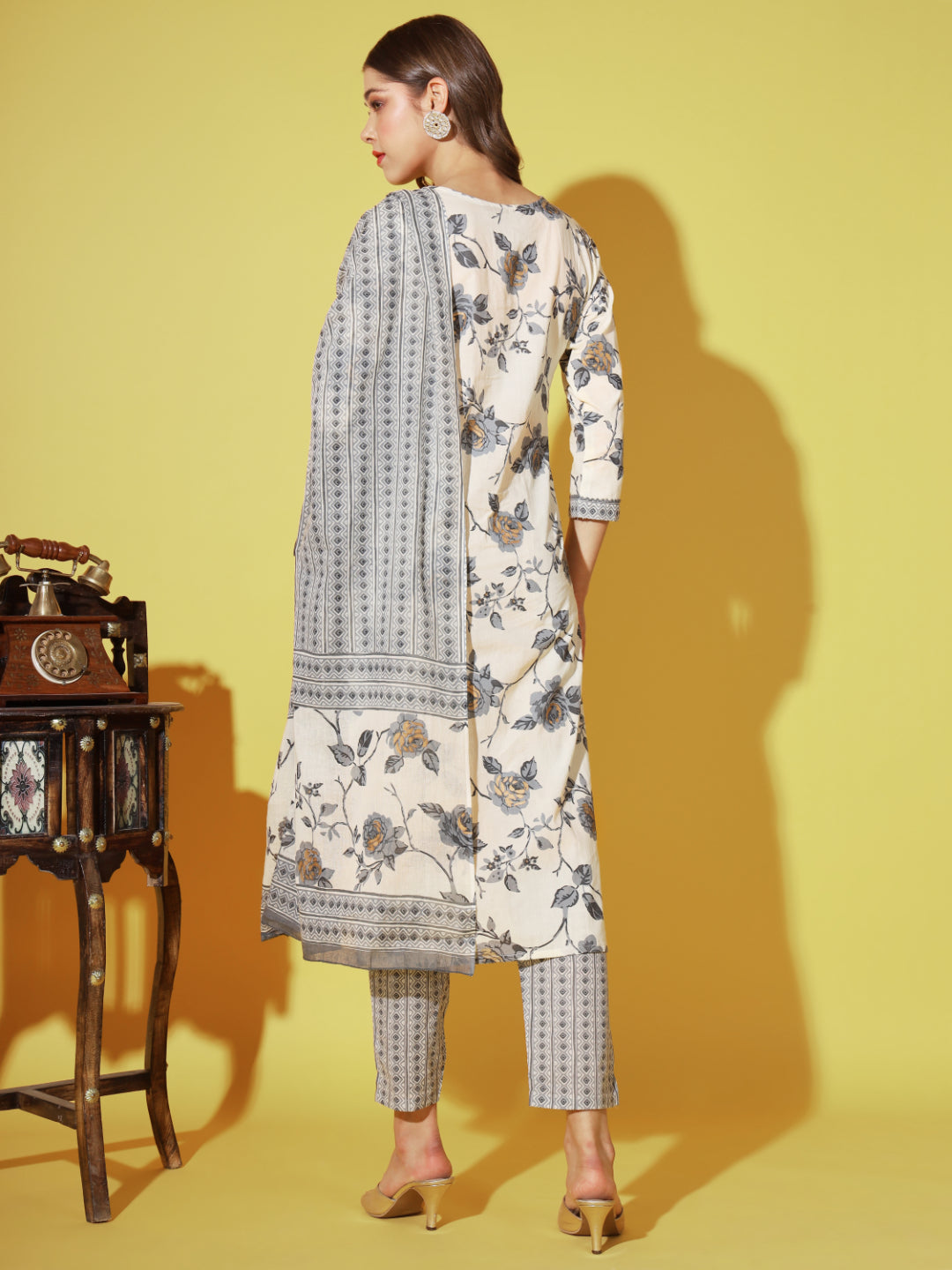 Grey Printed Cotton Straight Kurta Set