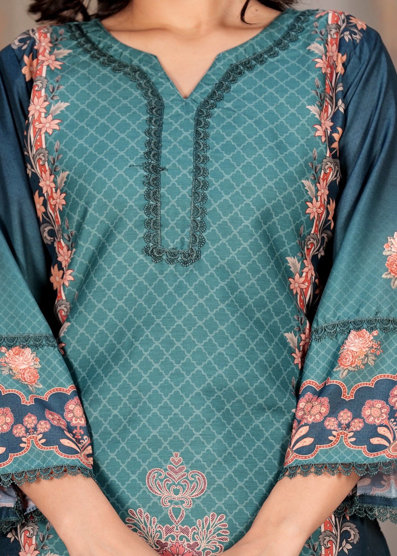 Aqua Muslin Pakistani Style Straight Kurta Set