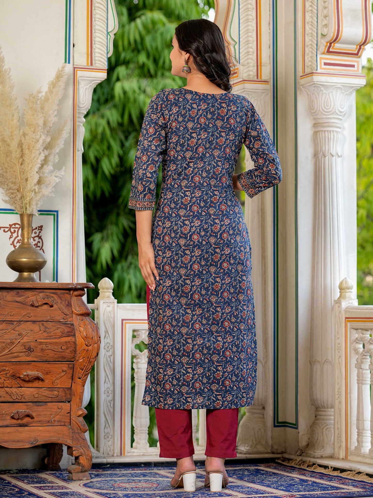 Blue Floral Printed Straight Cotton Kurta