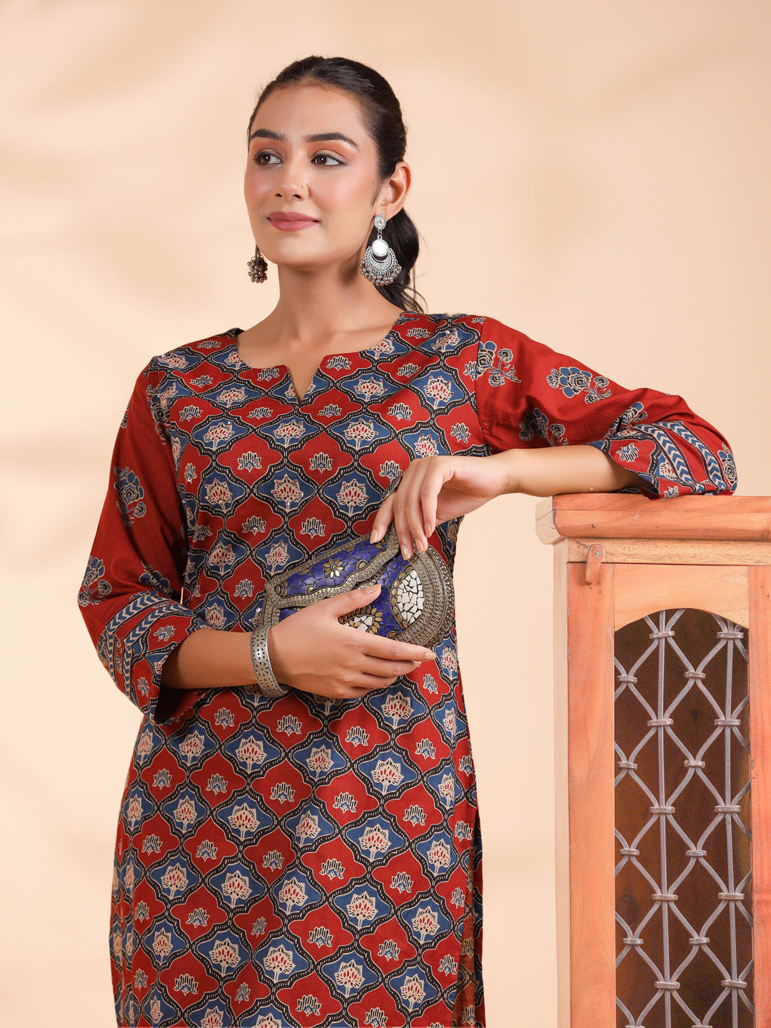 Red Floral Print Straight Cotton Stitched Kurta