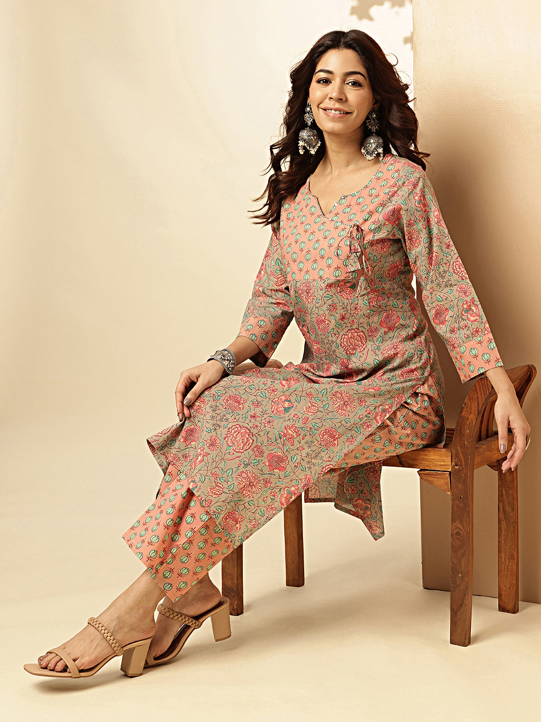 Peach Floral Print Straight Cotton Kurta With Palazzo