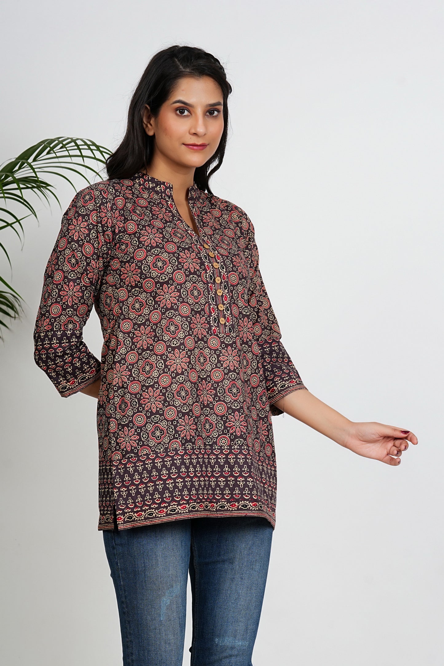 Black Color Geometric Printed Straight Cotton Tunic