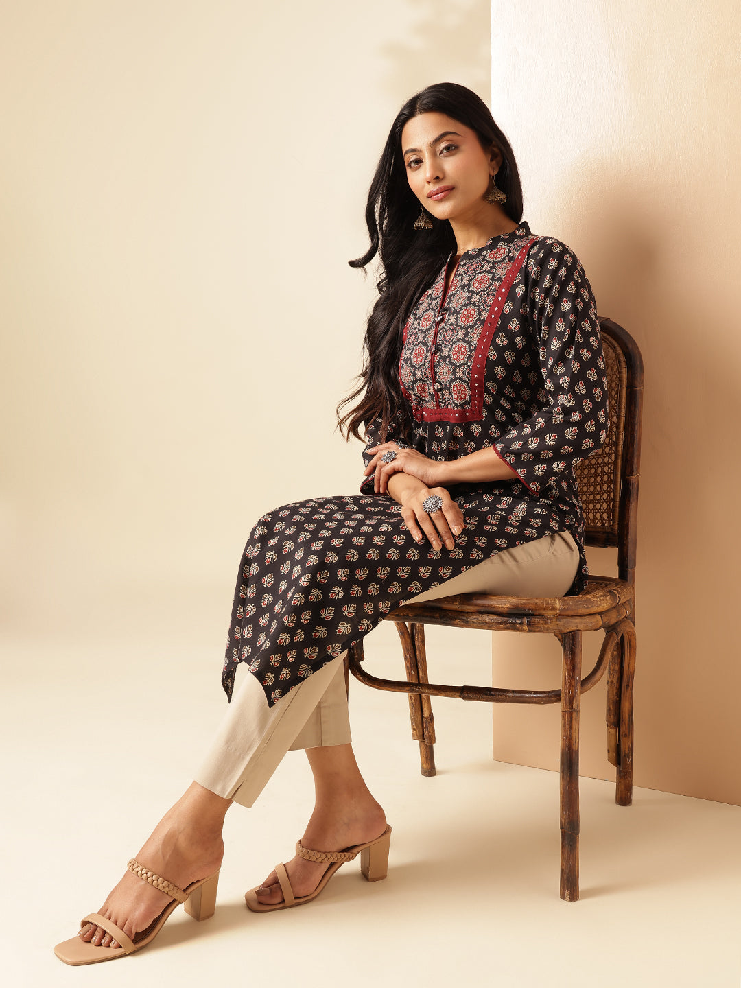 Black Floral Printed Straight Cotton Kurta
