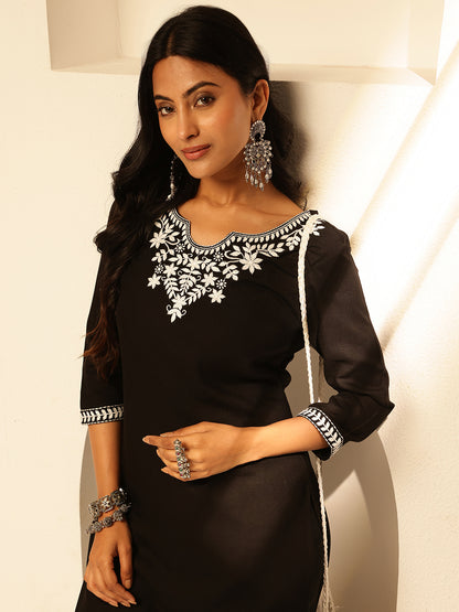 Black Solid Embroidery Straight Rayon Kurta