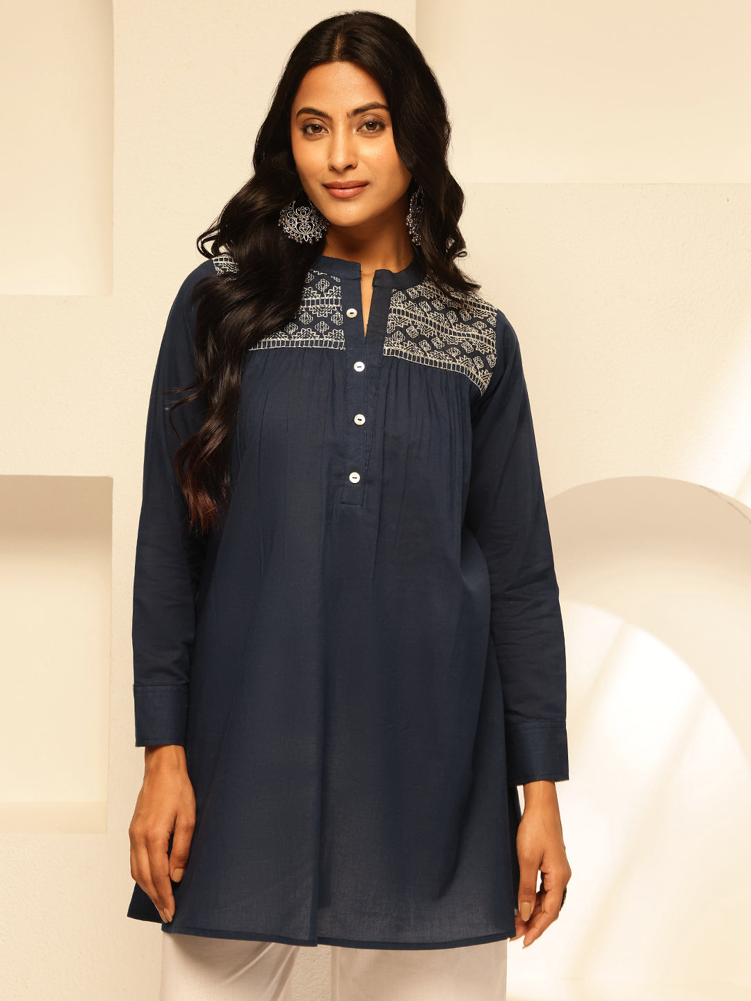 Black Solid Fit and Flare Cotton Tunic Top
