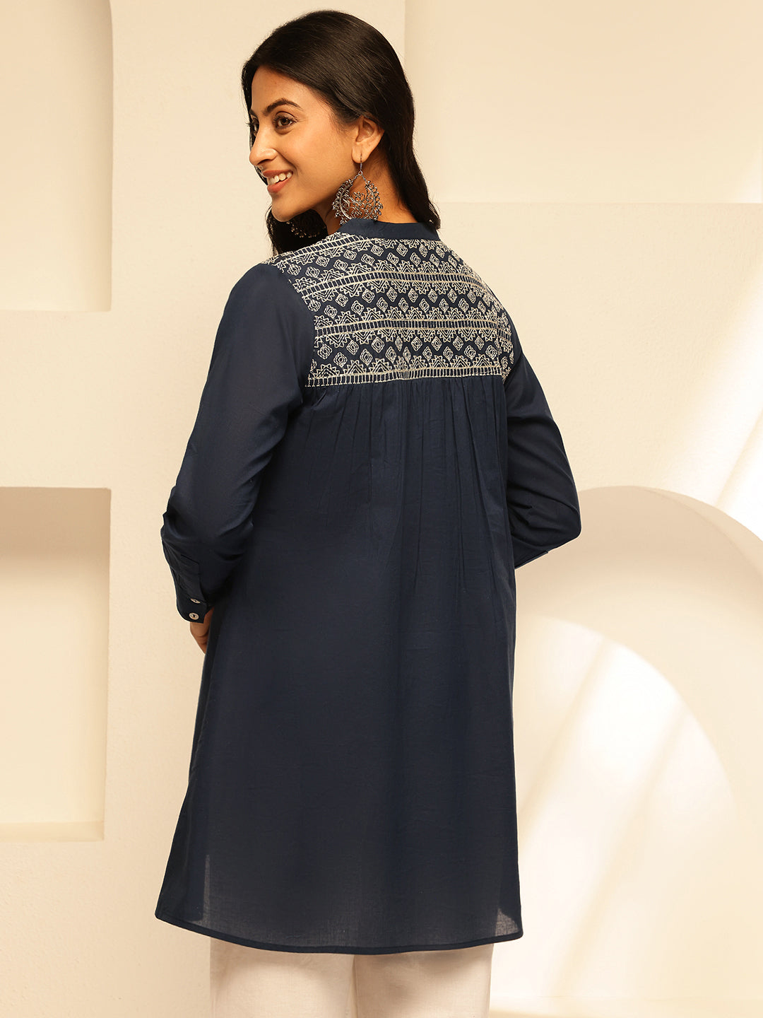 Black Solid Fit and Flare Cotton Tunic Top