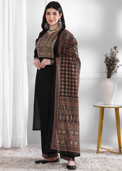 Black Solid (Printed Dupatta) Straight Cotton Stitched Kurta Set
