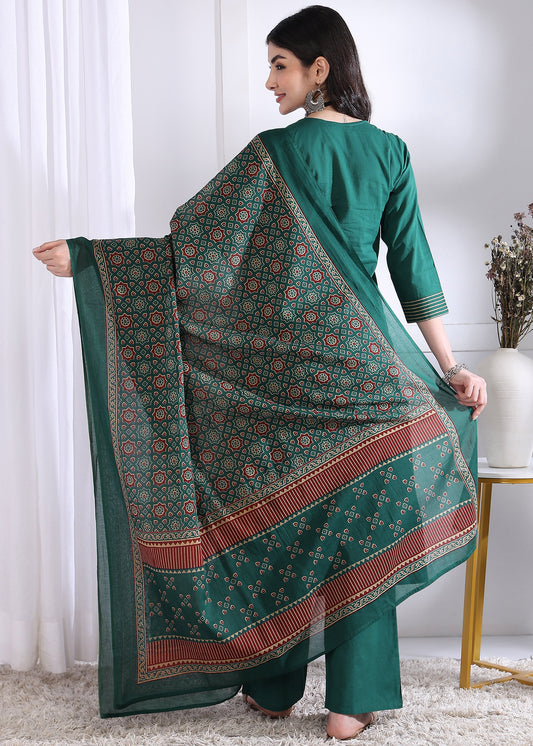 Peacock Solid (Printed Dupatta) Straight Cotton Stitched Kurta Set