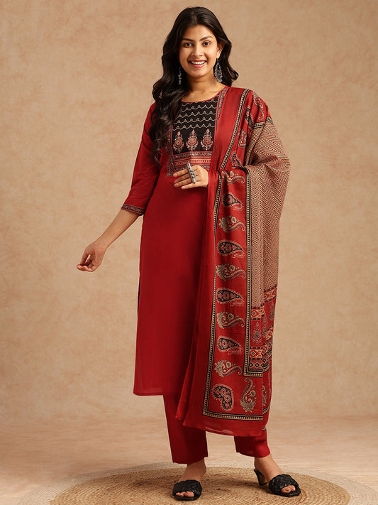 Maroon Solid Straight Cotton Stitched Kurta Set
