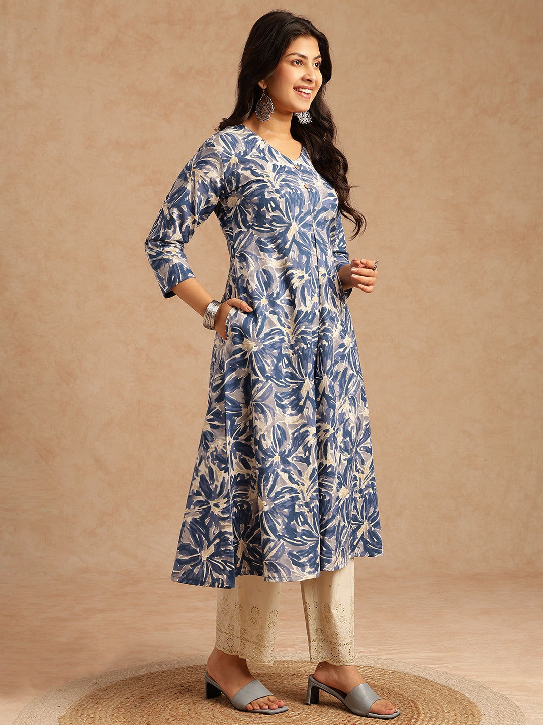 Blue Floral Print A-line Cotton Flex Kurta
