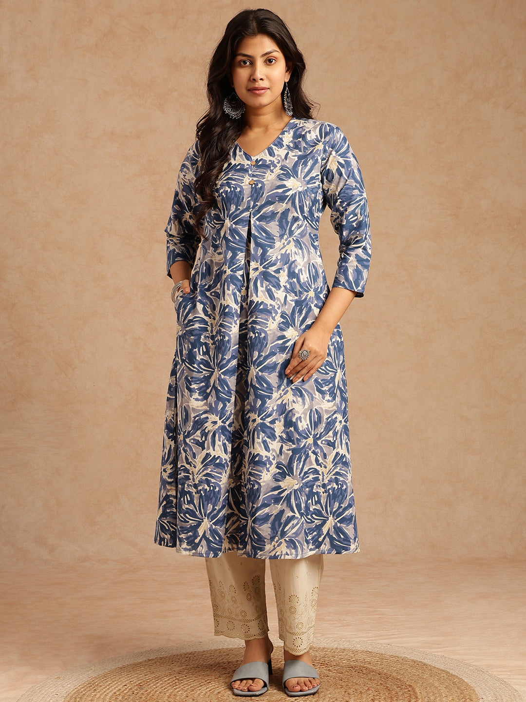 Blue Floral Print A-line Cotton Flex Kurta