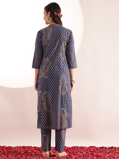 Blue Floral Print Fit & Flare Cotton Stitched Kurta With Pant