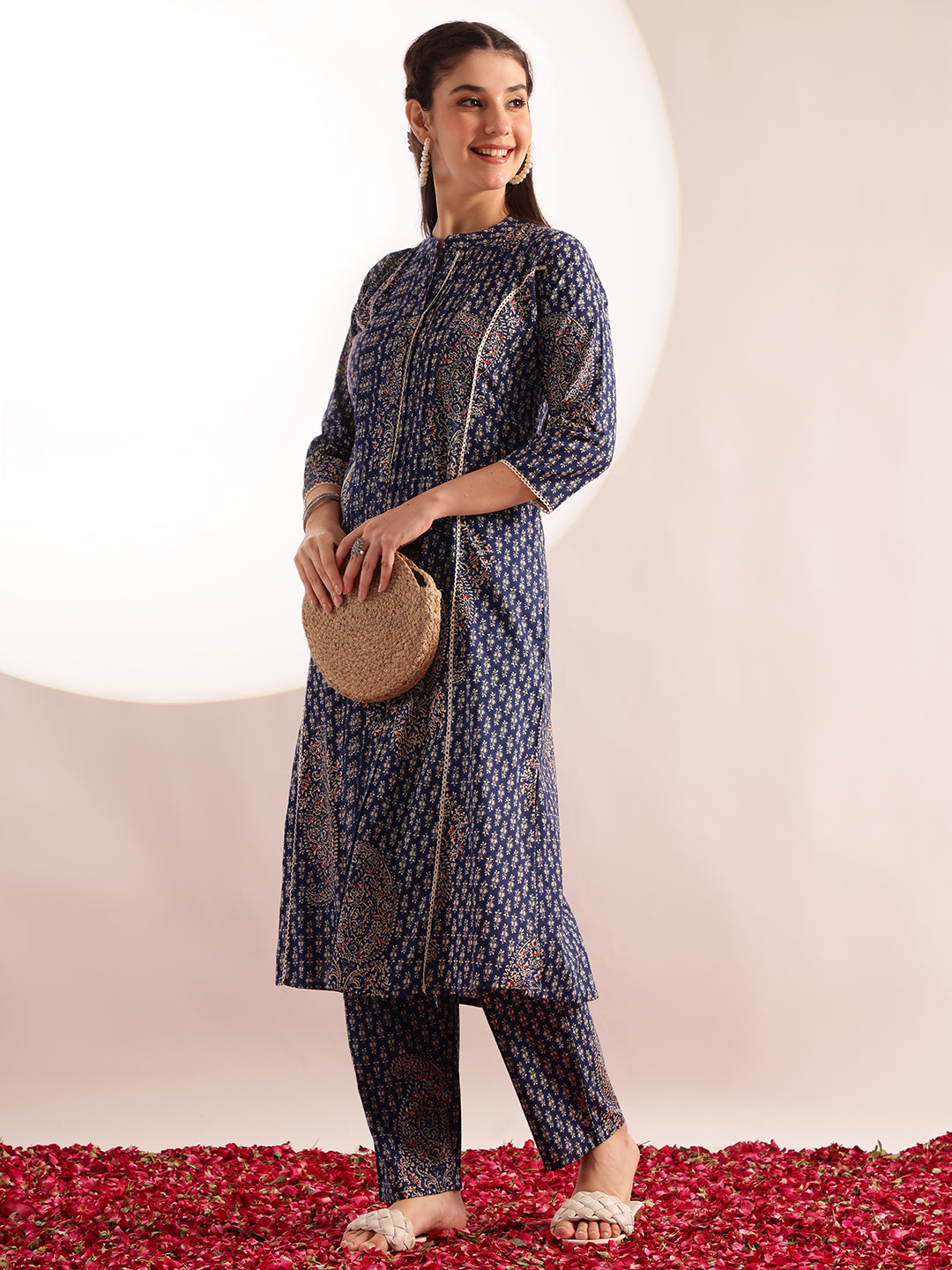 Blue Floral Print Fit & Flare Cotton Stitched Kurta With Pant