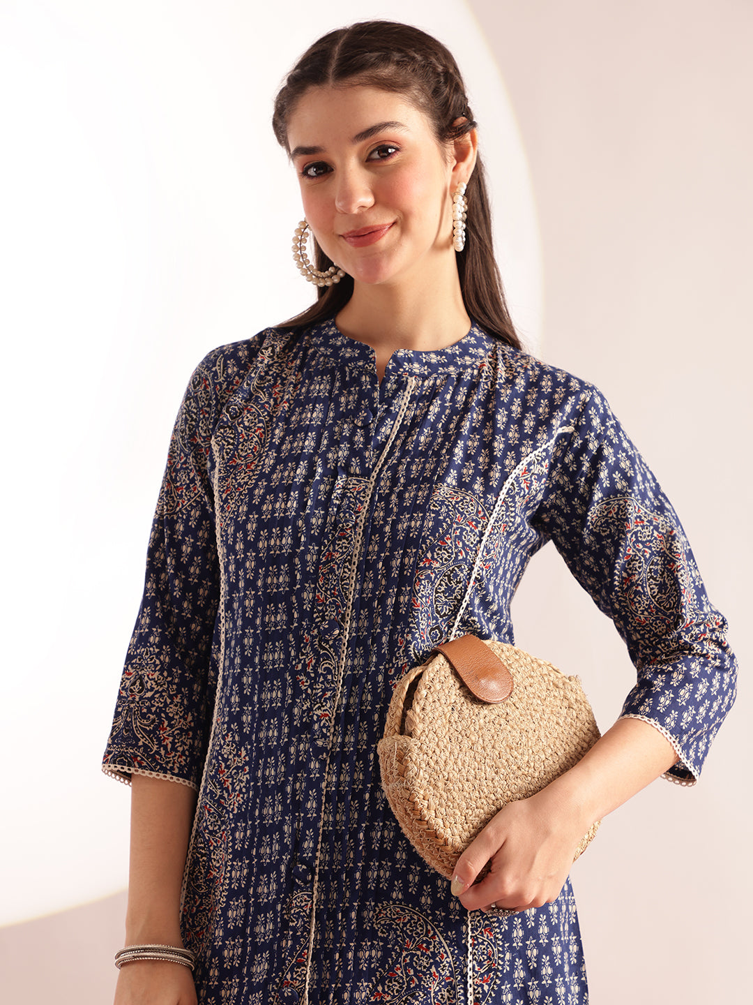 Blue Floral Print Fit & Flare Cotton Stitched Kurta With Pant