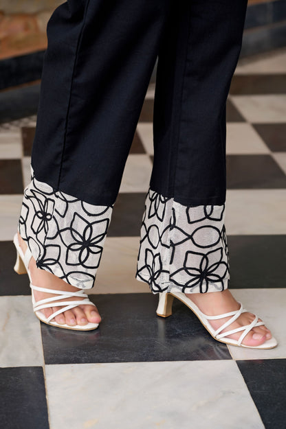 White & Black Floral Print Straight Cotton Flex Stitched Co-Ord Set