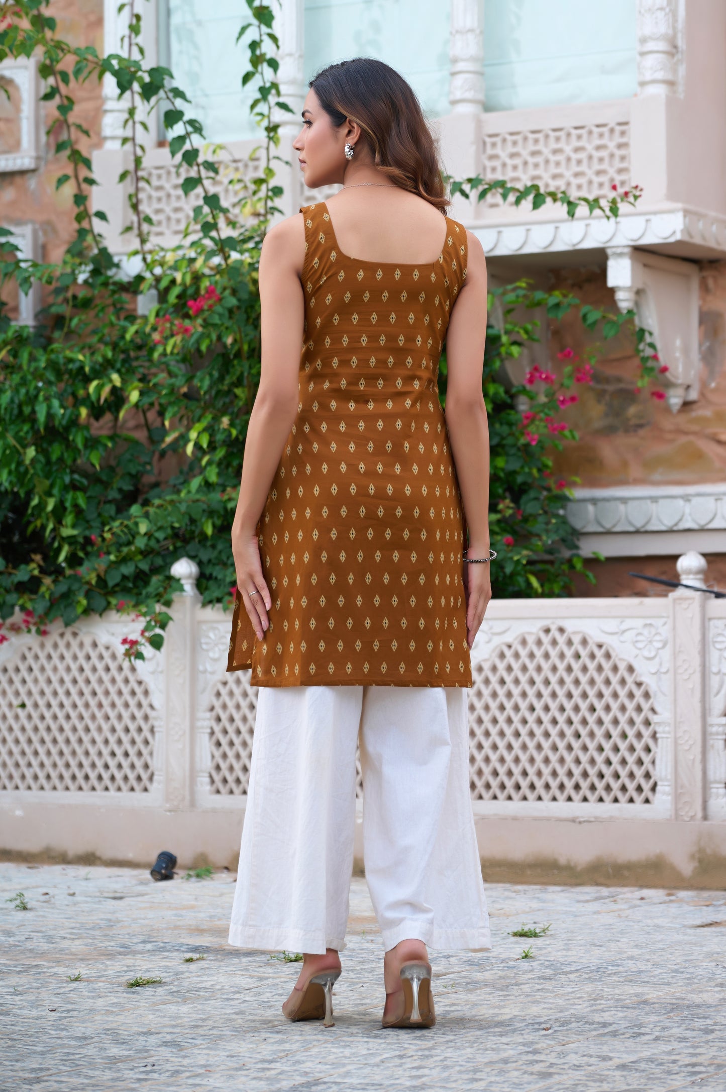 Mustard Geometric Print Straight Cotton Stitched Short Kurta