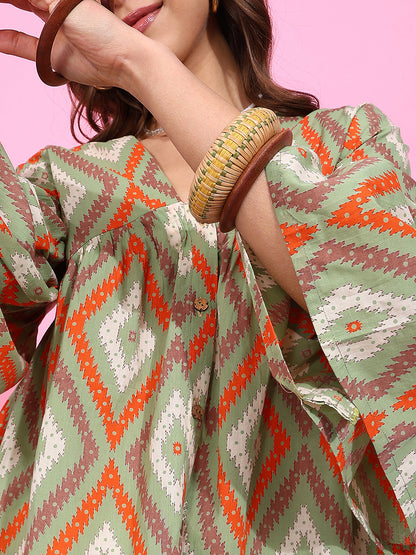 Pista Geometric Pattern Fit & Flare Cotton Stitched Top