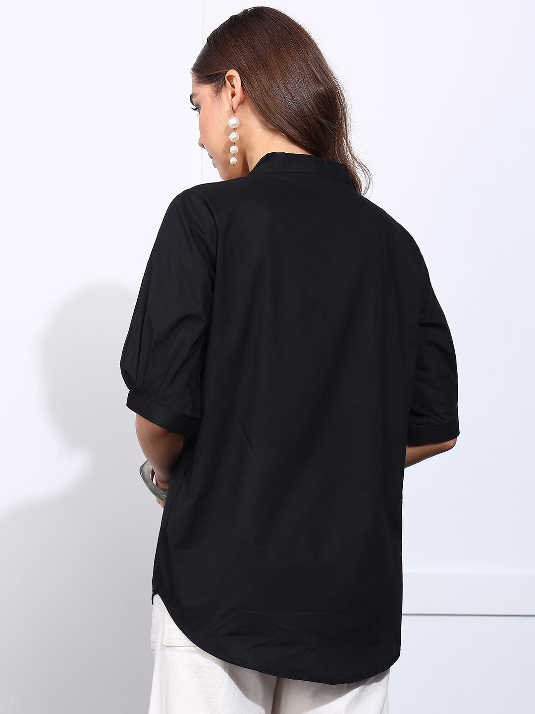 Black Solid Straight Cotton Stitched Top