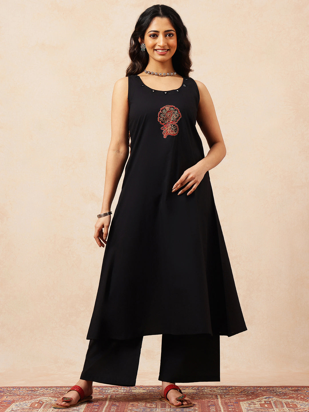 Black Solid Straight Cotton Stitched Kurta With Pant