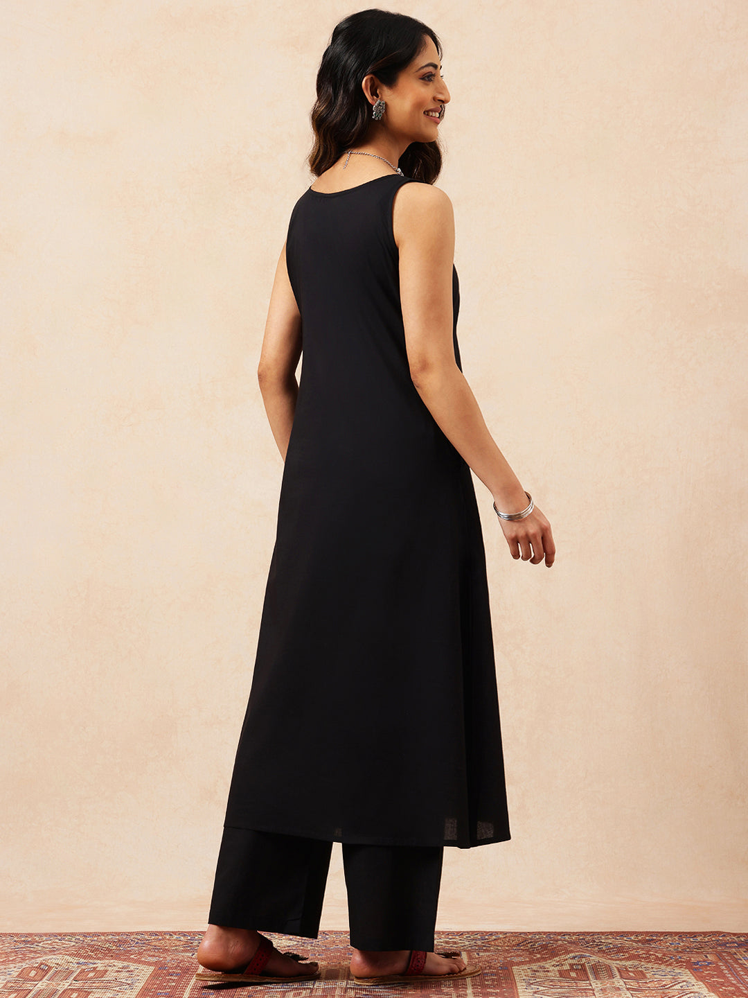 Black Solid Straight Cotton Stitched Kurta With Pant