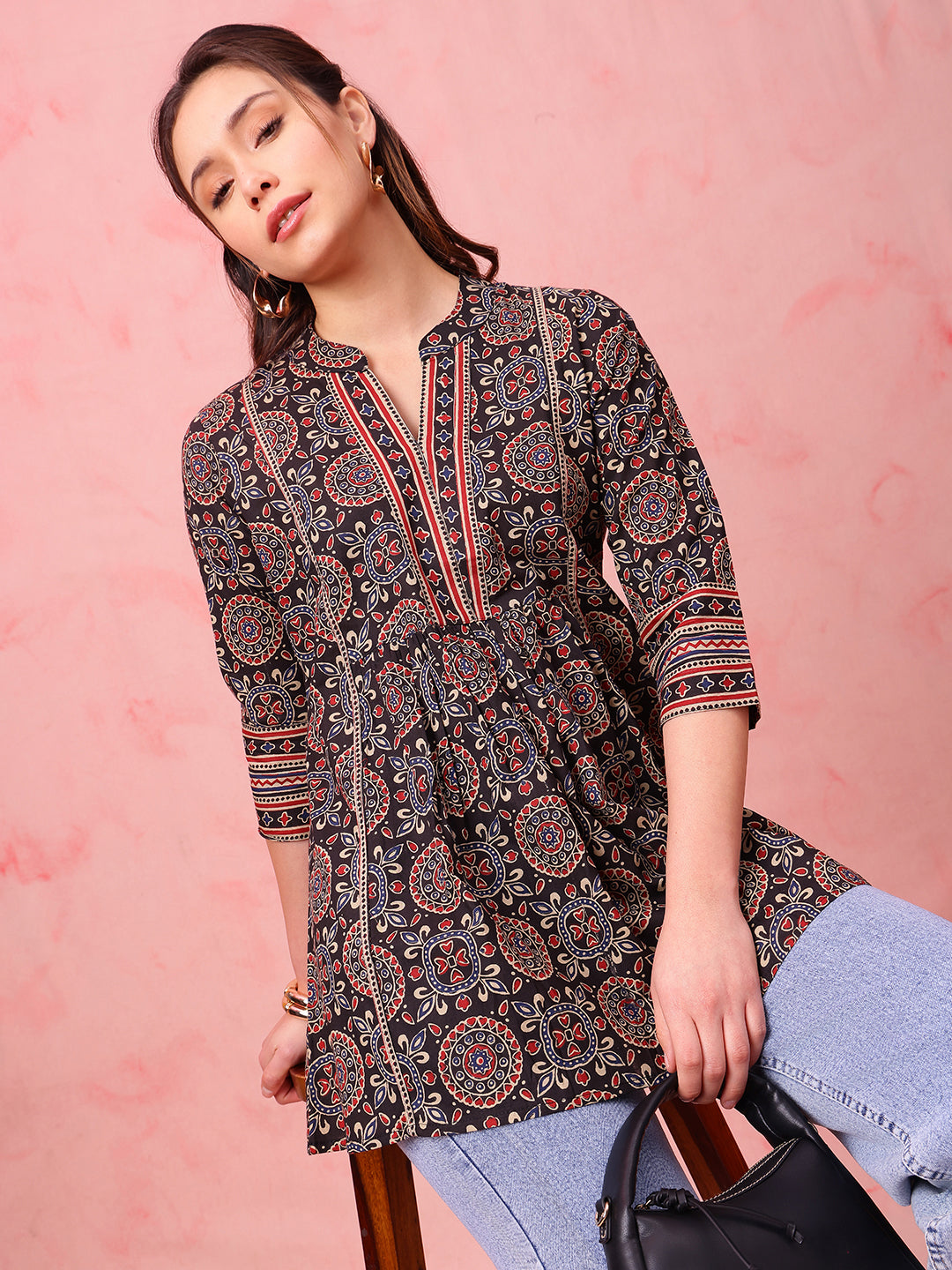 Black Geometric Fit & Flare Cotton Stitched Tunic