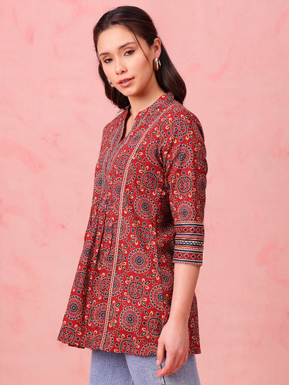 Maroon Geometric Fit & Flare Cotton Stitched Tunic
