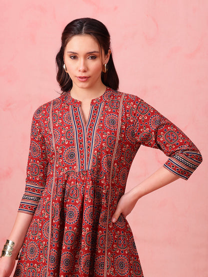 Maroon Geometric Fit & Flare Cotton Stitched Tunic
