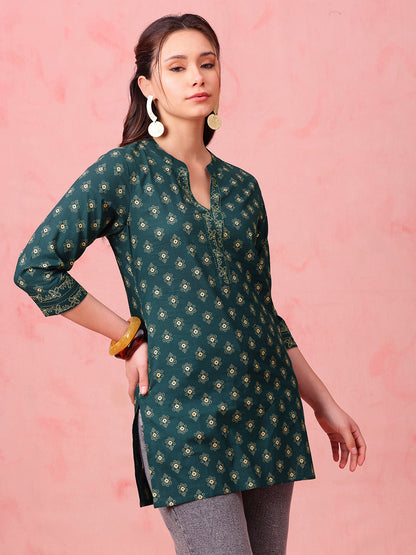 Green Foil Print Straight Cotton Stitched Tunic