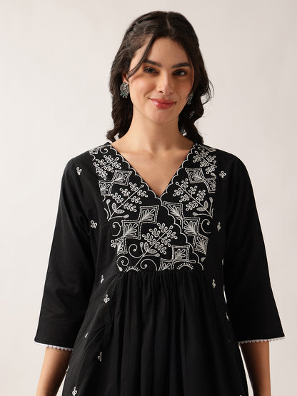 Black Yoke Neck A-Line Cotton Kurta Pant And Dupatta