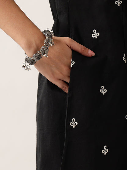 Black Yoke Neck A-Line Cotton Kurta Pant And Dupatta