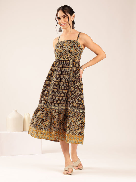 Brown Geometric Print Flared Cotton Stitched Dress