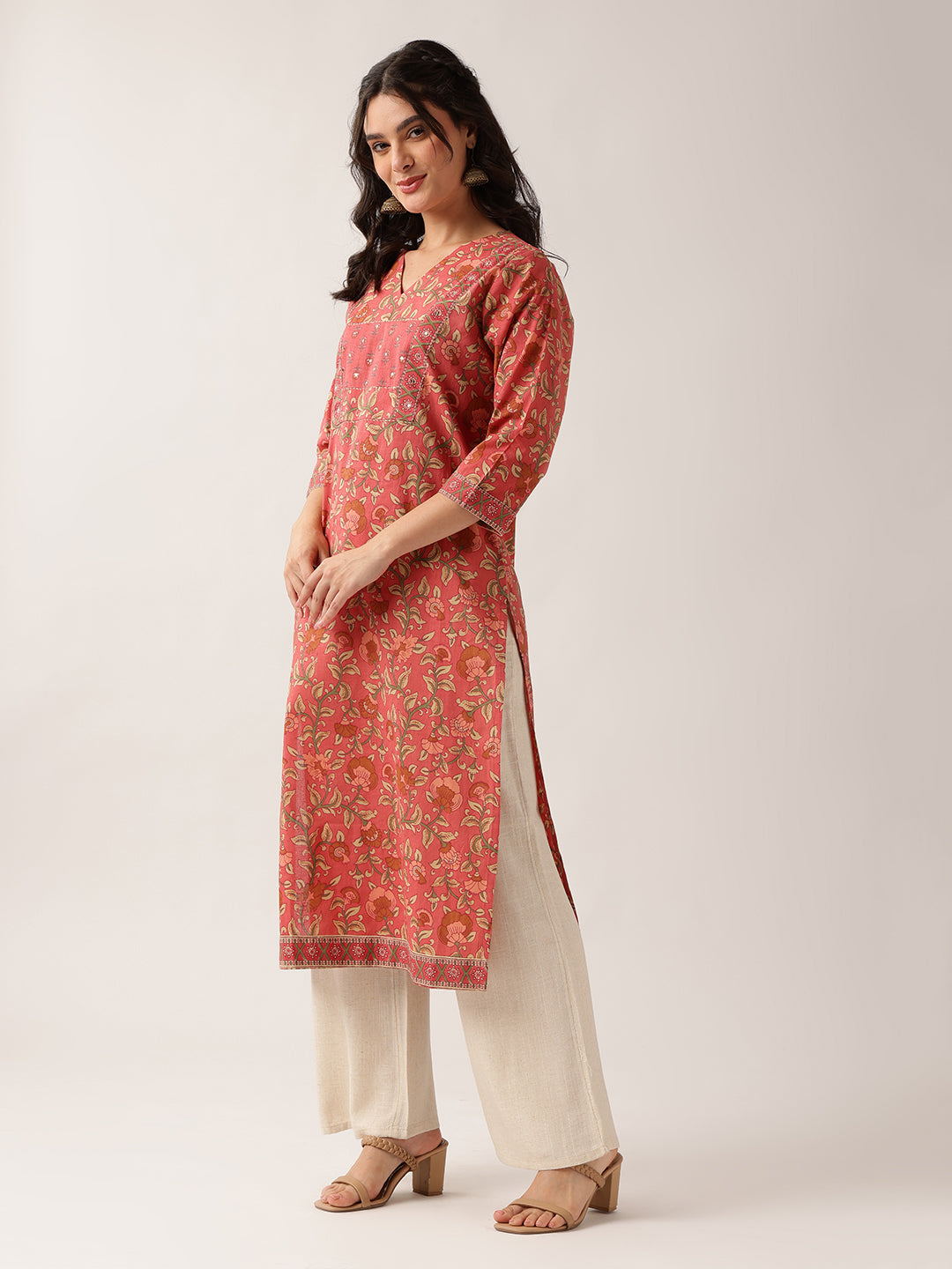 Vbuyz Women'S Peach Floral Straight Cotton Stitched Kurta