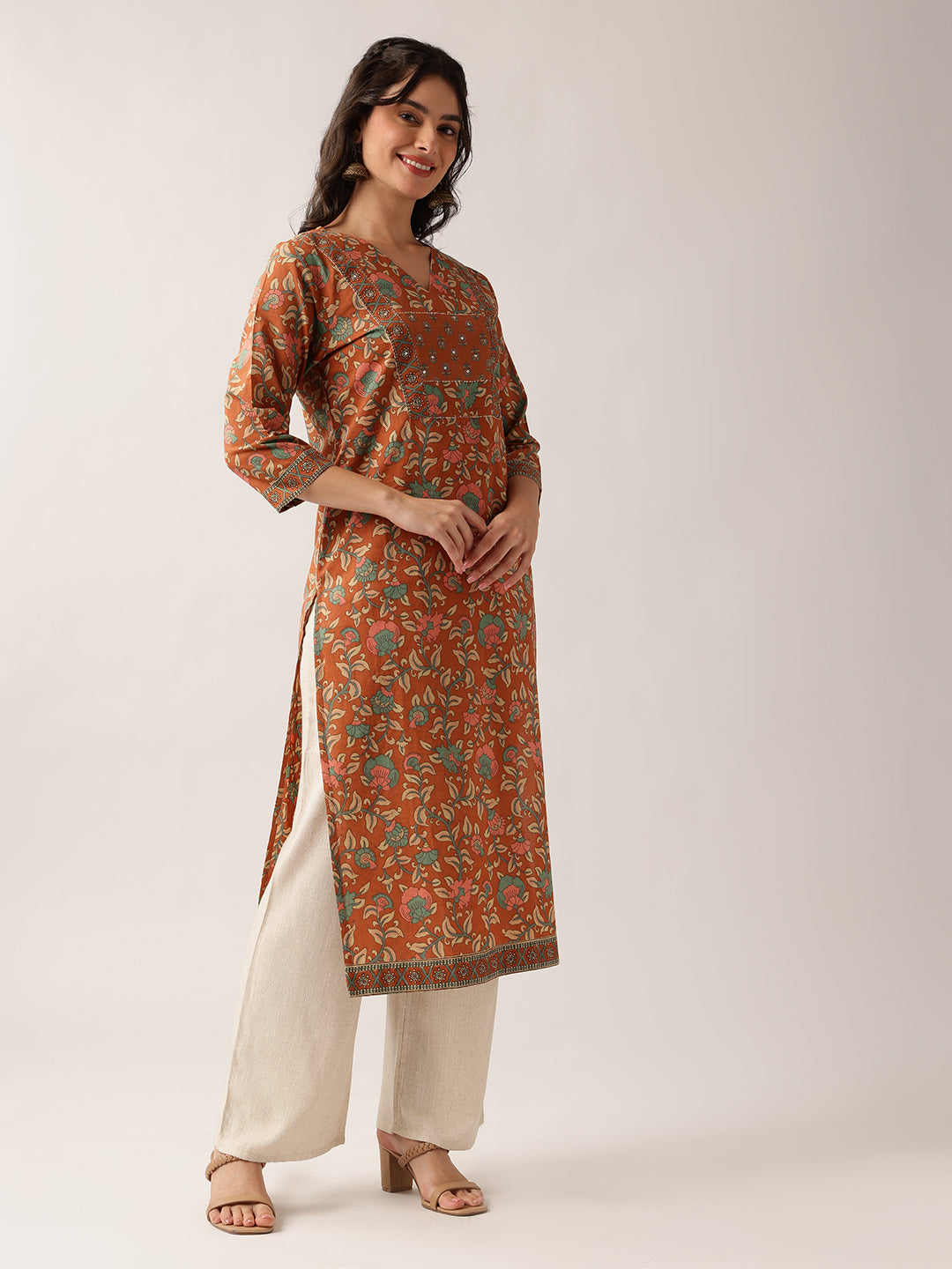 Vbuyz Women'S Coral (Orange) Floral Straight Cotton Stitched Kurta
