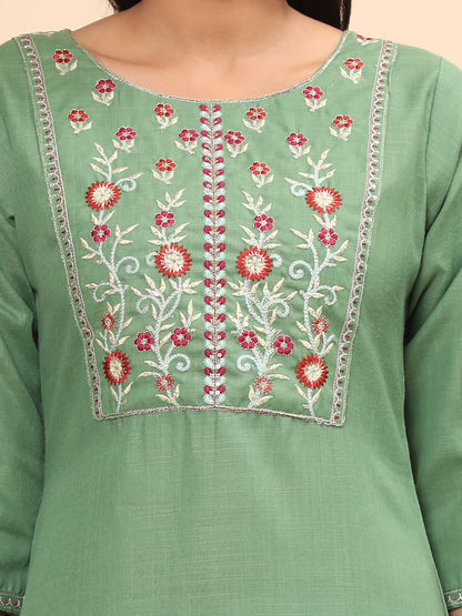 Green Embroidered Straight Cotton Blend Kurta